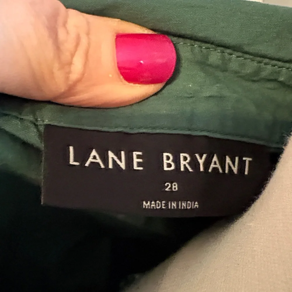 Lane Bryant Emerald Green Short-Sleeve Button Front Blouse - Picture 2 of 6